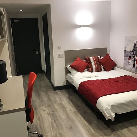 Citi Residences Serviced Rooms/ Apartments Luton  Exterior foto